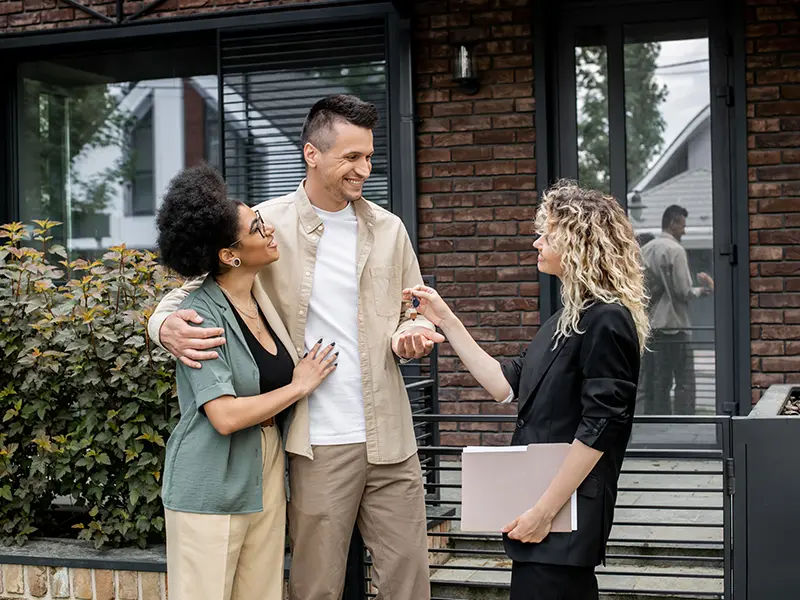 Visite d'une maison à vendre