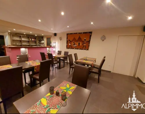 Immeuble commercial